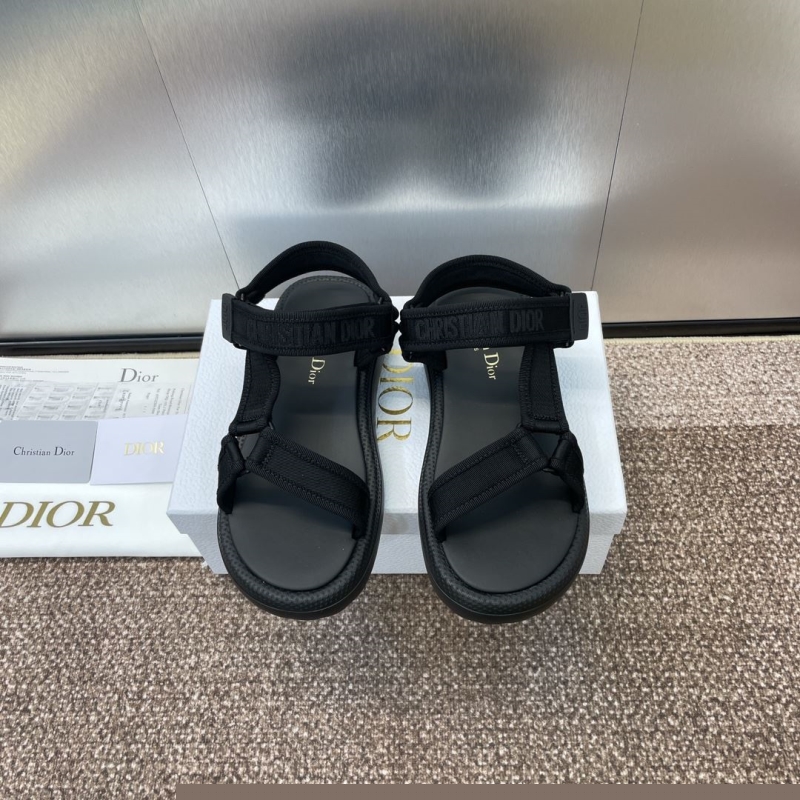 ch**an D*or sandals